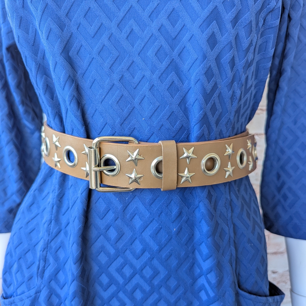 Tan and Silver Star Studs Bohemian Leather Women's Belt - Picture 3 of 10